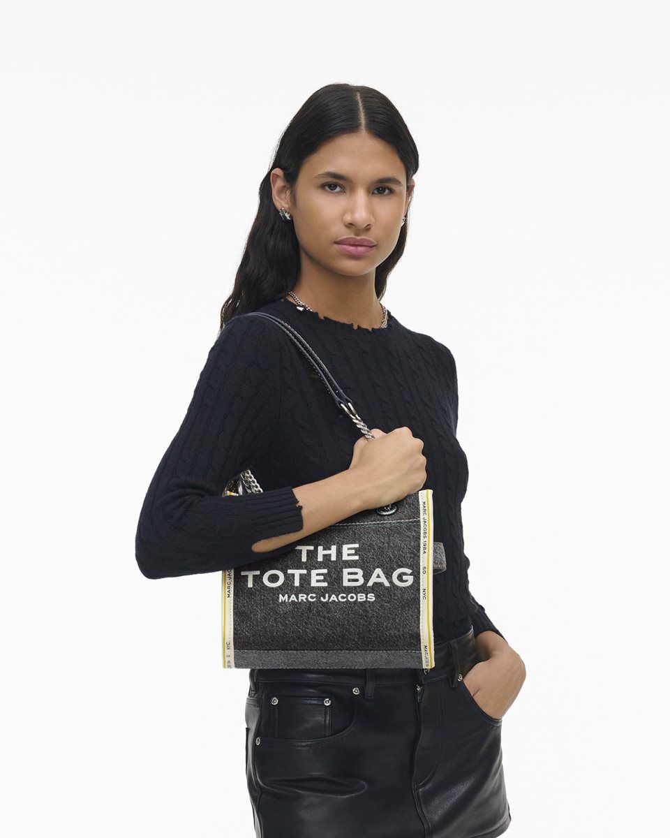 The Tote Bag Marc Jacobs The Denim Chain Small Tote Bag γυναικεια μαυρα ανοιχτο μπλε | 037251SCR