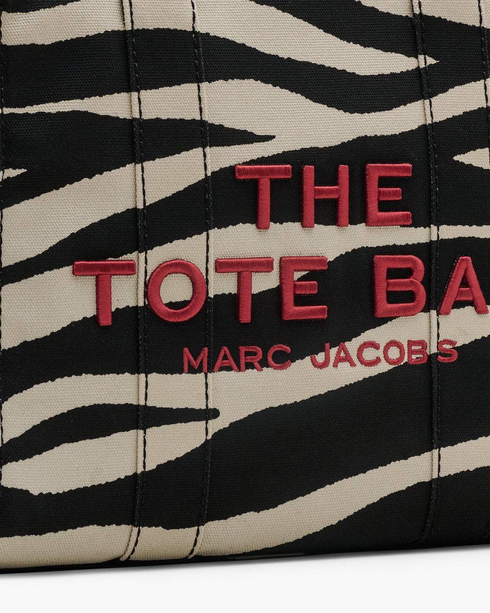 The Tote Bag Marc Jacobs The Zebra Canvas Medium Tote Bag γυναικεια μαυρα ασπρα | 123768KPQ